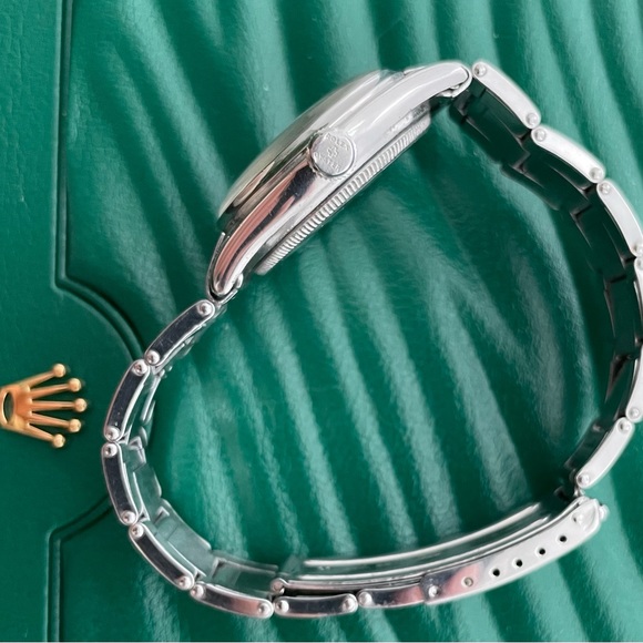 Rolex - Picture 8 of 10